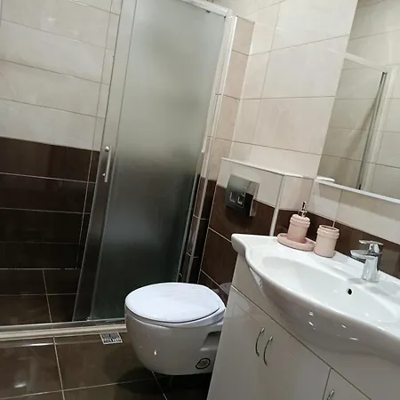 Deluxe King